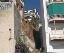 caiguda mur agost 2004
