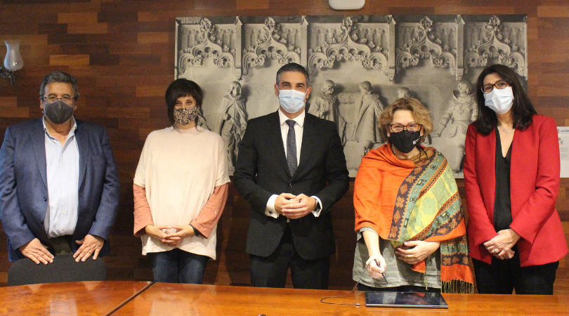 Donació Fundació La Caixa a Fundació Els Garrofers Donació Fundació La Caixa a Fundació Els Garrofers